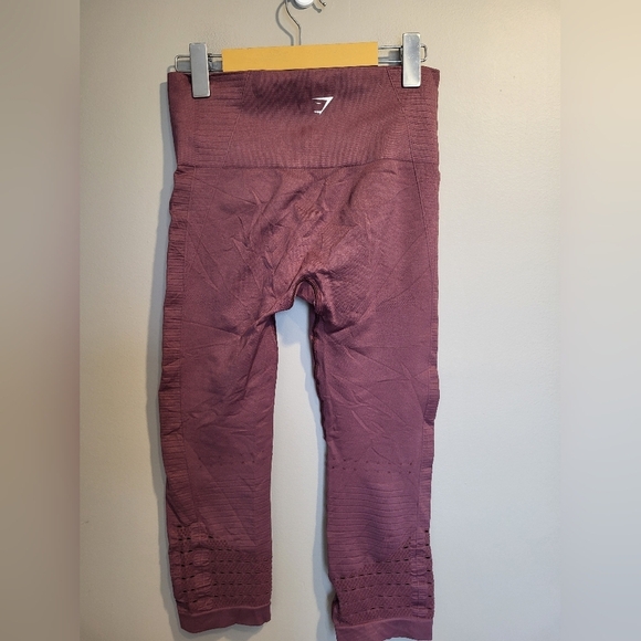 Gymshark Women's Mauve Legging Capris, Size 26 - Picture 4 of 6